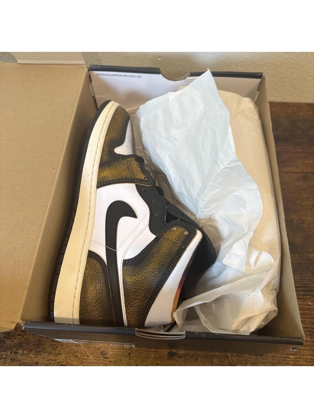 Nike Air Jordan 1 Mid SE – Black Taxi White – DQ8417‑071 – Men’s 10 – NEW in Box